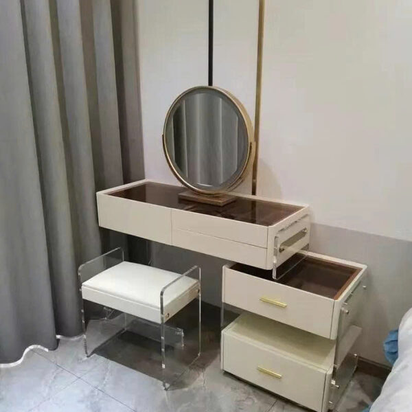 Bàn Trang Điểm Mini Thông Minh Cho Căn Hộ Chung Cư